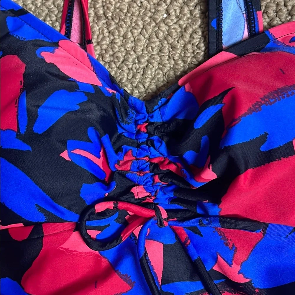 Aqua Green One Piece Swimsuit in Blue and Red with Dynamic Pattern - Picture 6 of 11